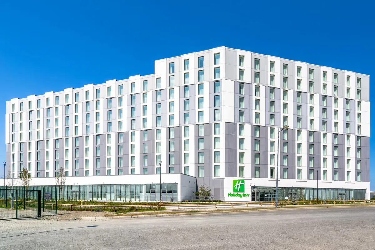Holiday Inn Dublin Airport hotel exterior
